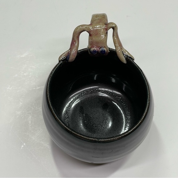 Handmade Pottery Ceramic His and Her Coffee/Tea cup Signed by Artist - Picture 7 of 9